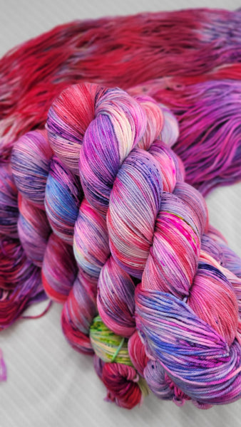 Beauty Queen - 9 to 5 sock yarn