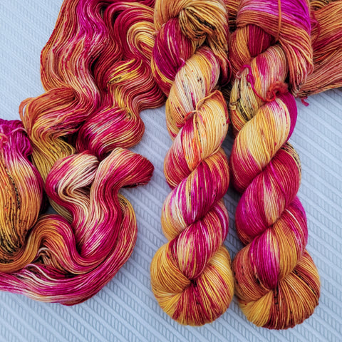 Hibiscus - Merino Singles 4ply yarn